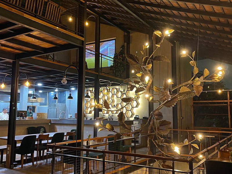 Dining Area at Ravana Pool Club